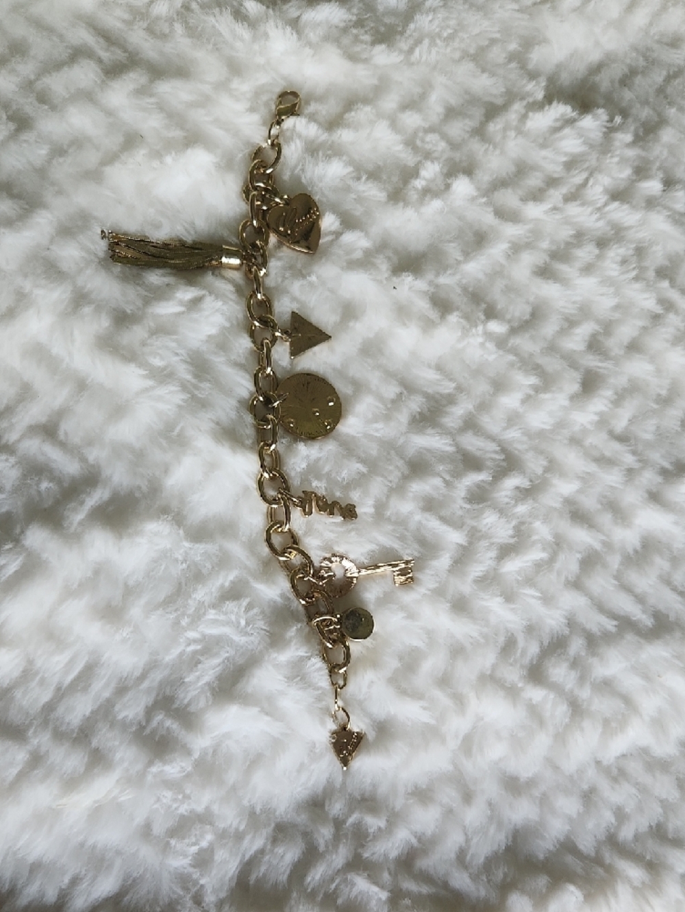 GUESS Gold-Tone Charm Bracelet with Pink Heart Accents Boho Vibe - Picture 11 of 12